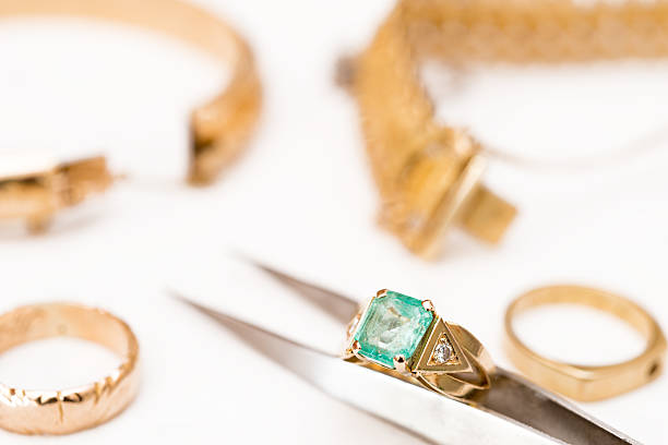 istock Jewelry Repair 489831104