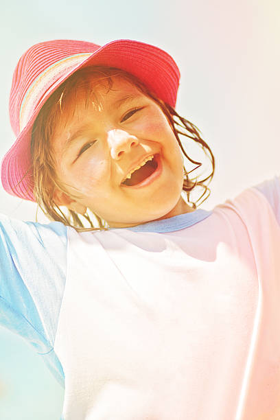 istock Adorable girl on vacation 489877958