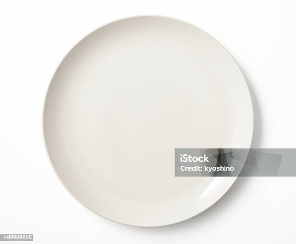 絶縁ショットを白背景に白のプレート - 白色のストックフォトや画像を多数ご用意 - 白色, 皿, からっぽ