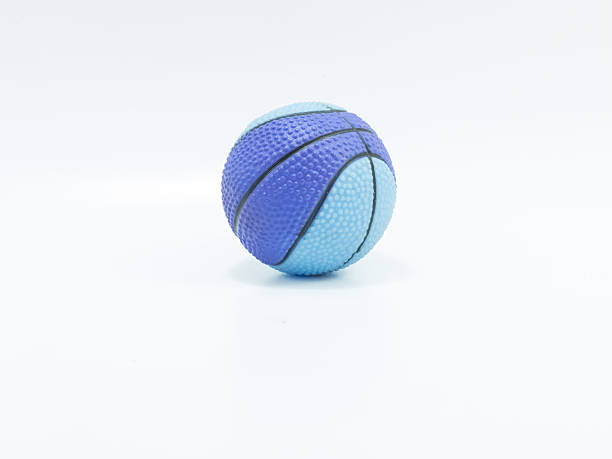 istock Blue and purple ball isolated 489923922