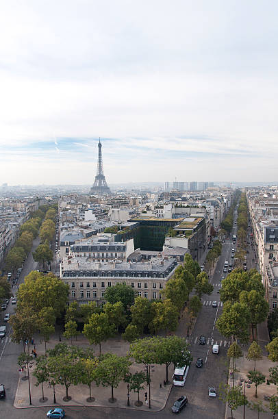Paris, vista de rua de cima - fotografia de stock