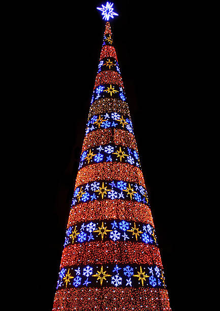 istock Christmas tree made of colorful lamps 489953426