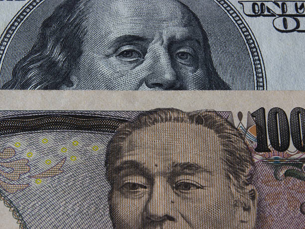 dollar-geldschein - japanischer yenschein stock-fotos und bilder