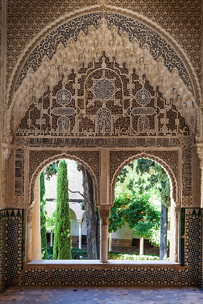 istock Arabian Door in Alhambra 489987912
