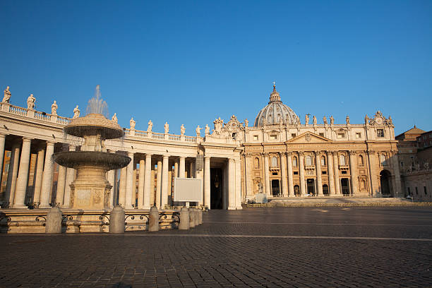 catedral de st peters - statue architecture st peters basilica vatican - fotografias e filmes do acervo