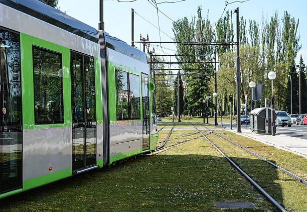 straßenbahnstrecke - vizcay stock-fotos und bilder