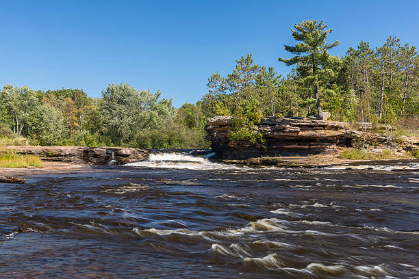 big spring no rio kettle falls - kettle - fotografias e filmes do acervo