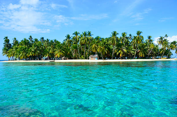 Kuna Yala - San Blas Island Relaxing on calm island kuna yala stock pictures, royalty-free photos & images