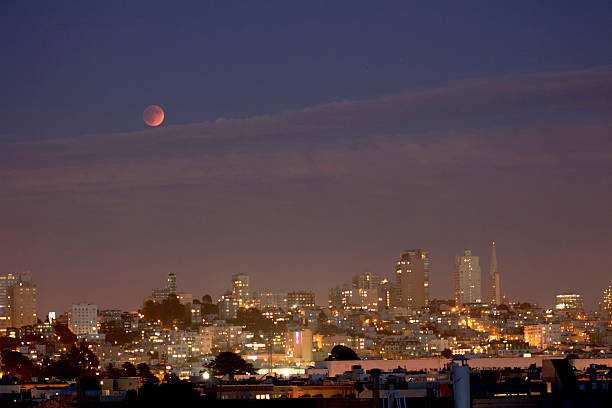 istock Super Harvest Blood Moon over San Francisco skyline 490140652
