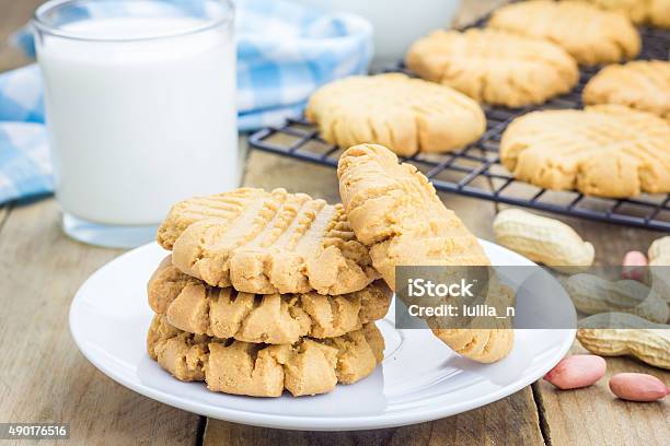 Freshly Baked Homemade Peanut Butter Cookies On A Cooling Rack Stock Photo - Download Image Now