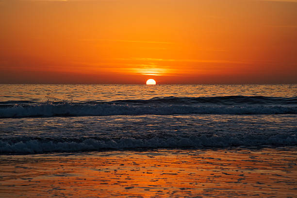 istock Southern California Sunset over San Diego 490219050