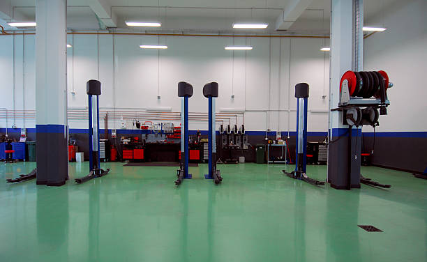 istock car repair garage, autoservice 490265231