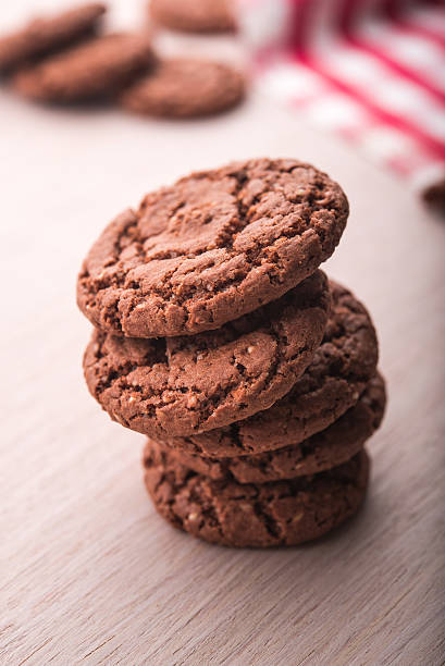 istock Snack of chocolate cookies 490275072