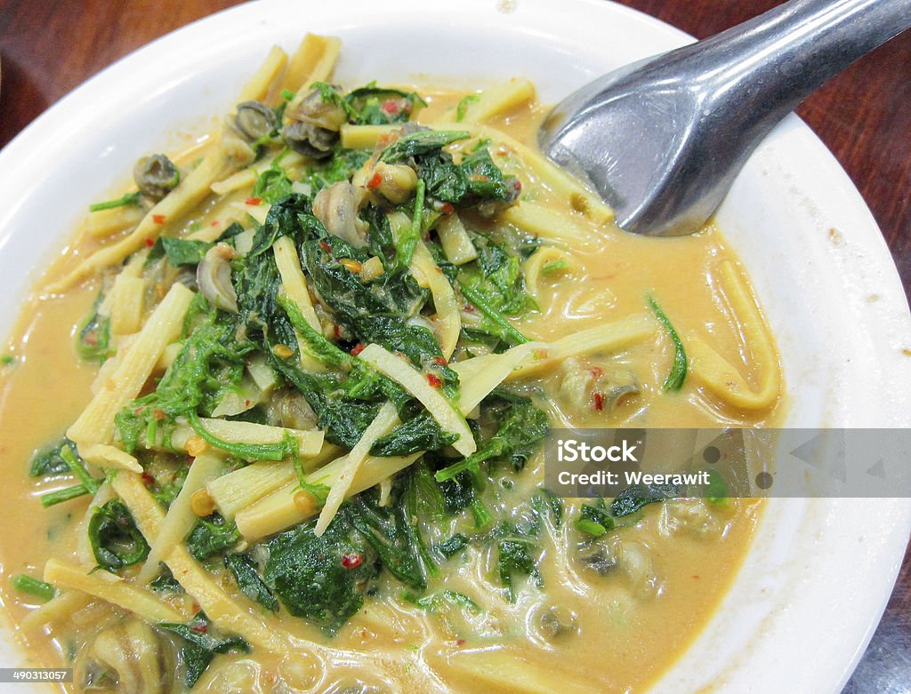 hot curry tailandés con poco de caracol Carcasa de Tailandia alimentos - Foto de stock de Adulación libre de derechos