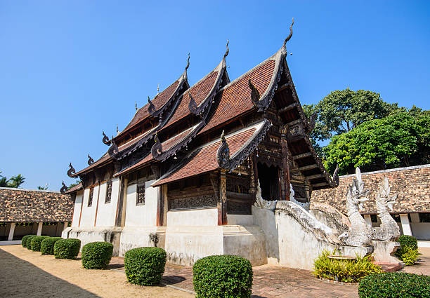 istock Northen thailand old  temple 490313317