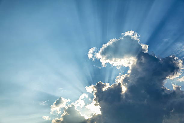 istock Clouds and Sun-XXXL 490313603