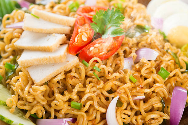istock Close up Dry Instant Noodle 490376557