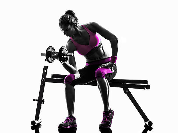 kobieta ćwiczenia fitness wag sylwetka - women weight bench exercising weightlifting zdjęcia i obrazy z banku zdjęć