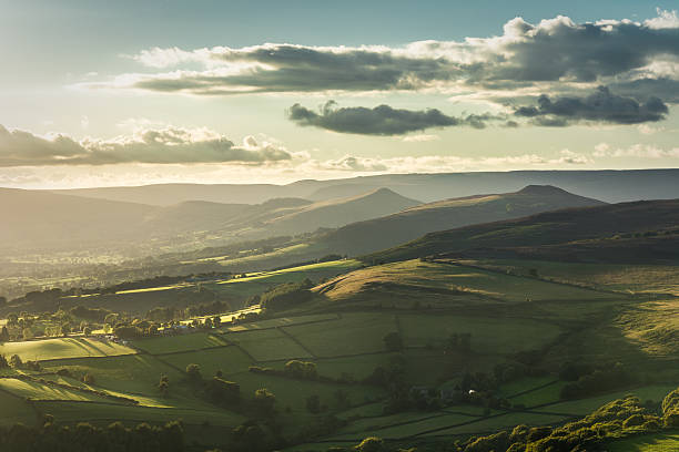 istock Stunning View Of Hope Valley From Stanage Edge. 490428952