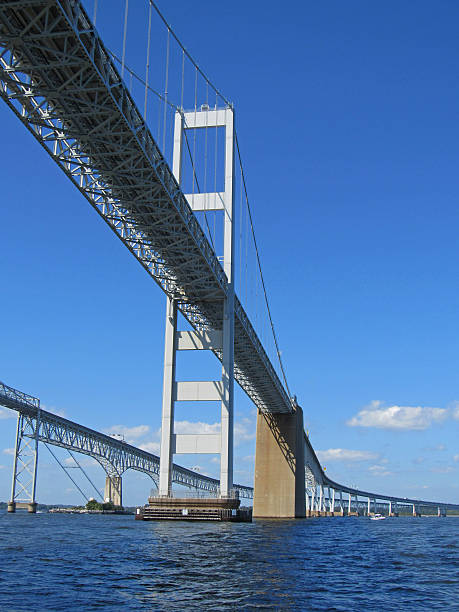 ponte da baía de chesapeake vista da água - maryland fishing atlantic ocean sea imagens e fotografias de stock