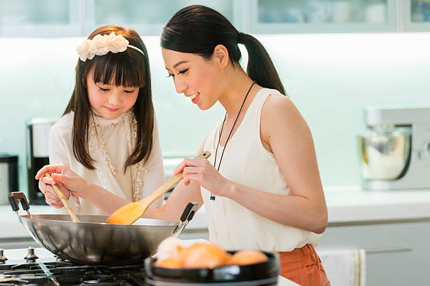 istock Chinese Family 490451103