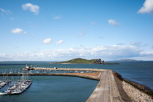 istock Tourist Attractions in Dublin, Ireland 490451327