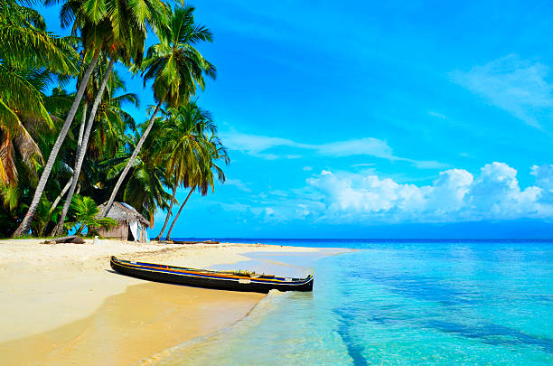 Kuna Yala - San Blas Island Relaxing on calm island kuna yala stock pictures, royalty-free photos & images