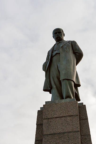 istock Taras Shevchenko monument in Kaniv 490524895