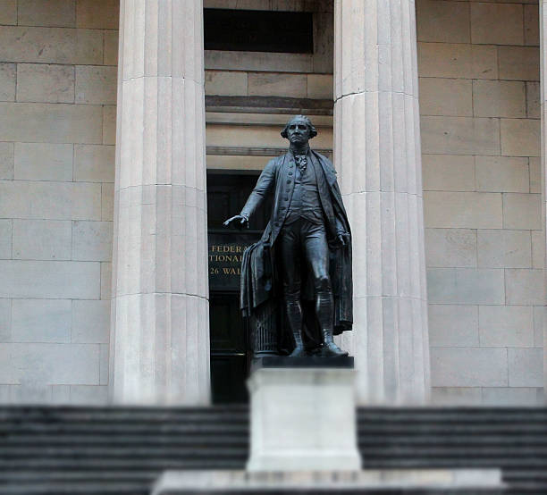 istock George Washington Statue In Wall Street 490585058