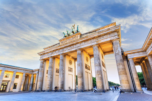 бранденбургские ворота - берлин стоковые фото и изображения