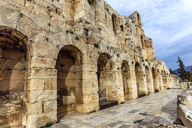 wand des antiken theater odeion des herodes atticus, athen, griechenland - social history minerva past ancient stock-fotos und bilder