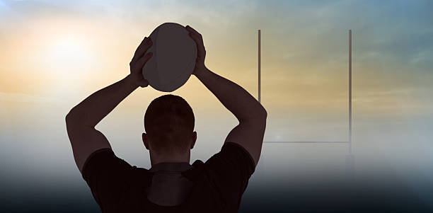 imagen compuesta de rugby de silhouette - clothing team sport serious viewpoint fotografías e imágenes de stock