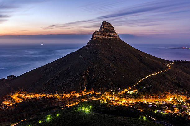 lion's head de cape town - montaña de lions head fotografías e imágenes de stock