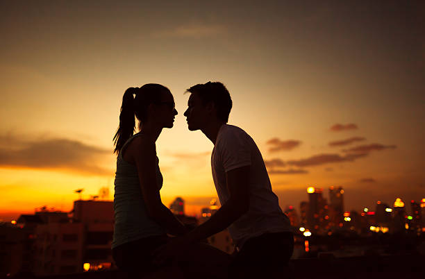 istock Love in the city 490657996