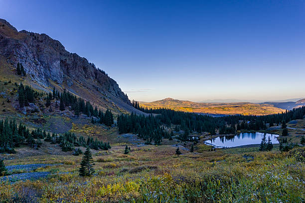 istock Alta Lake Scenic Alpine Mountain Landscape 490658970