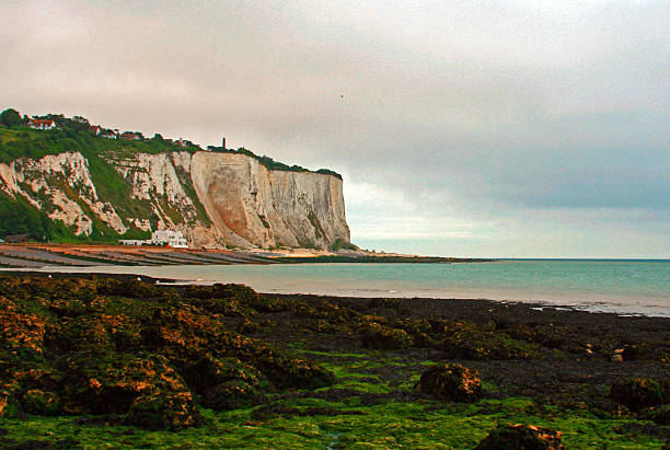 istock Cliffs of Dover at St Margarets Bay 490663610