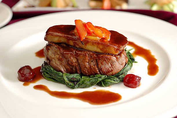 tournedos alla rossini. - meat steak filet mignon sirloin steak foto e immagini stock