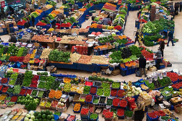 istock Fresh fruits and vegetables market 490691901
