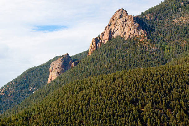 istock Pikes Peak Foothills Intemann Trail 490716888