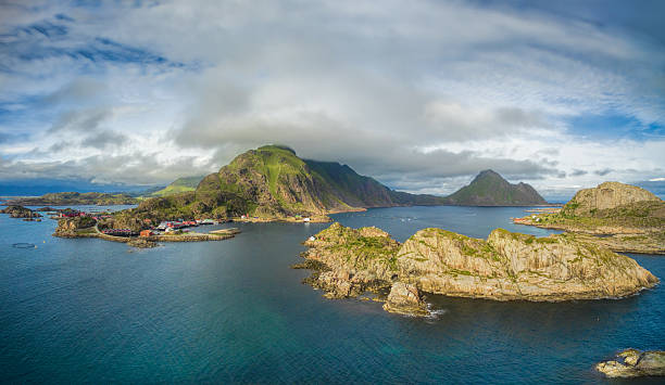 istock Mortsund on Lofoten 490720520