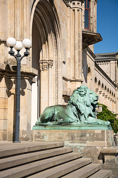 istock Lion statue in front of University Hannover, Germany 490777885