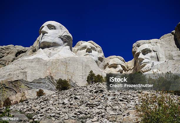 Foto de Quatro Presidentes No Monte Rushmore Em Dakota Do Sul e mais fotos de stock de Dia dos Presidentes