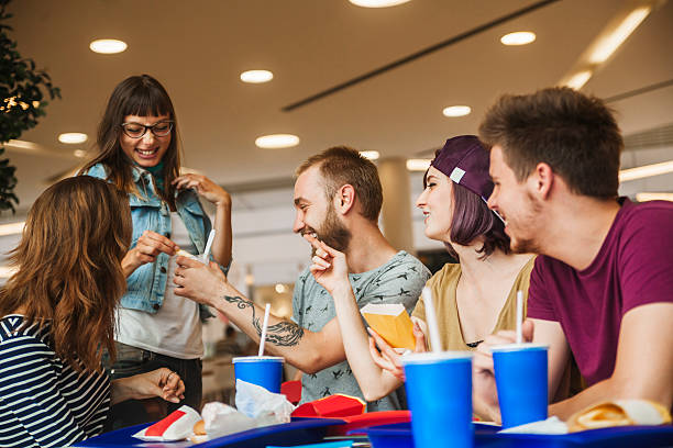 istock Friends At The Mall 490815038