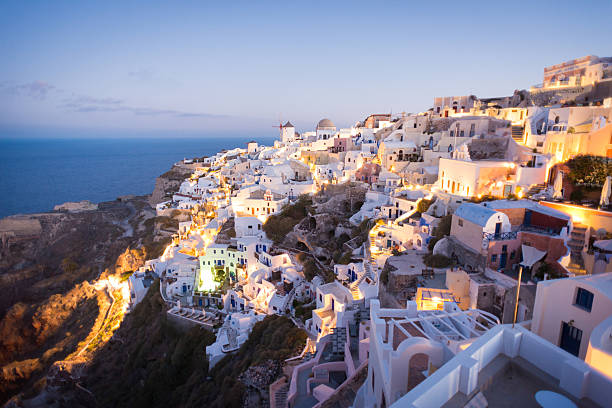 istock Oia, Santorini at dusk 490820399
