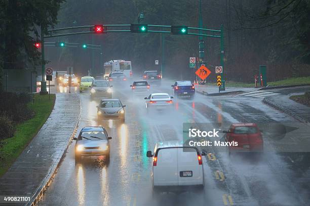 Rainstorm Поездкой — стоковые фотографии и другие картинки Дождь - Дождь, Ванкувер - Канада, Водить