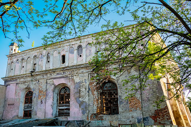 Synagogue in Zhovkva Lviv region Synagogue in Zhovkva Lviv region founded in 1692-1698. March 2015 lawrence kansas stock pictures, royalty-free photos & images