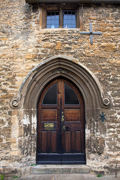 istock Old English door 490883480
