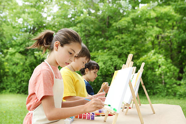 istock Painting kids 490885359