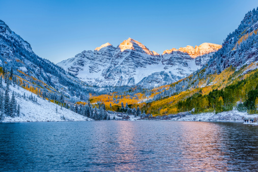 Maroon bells at sunrise, Apen, CO