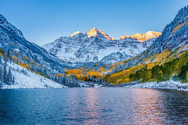 Maroon bells at sunrise, Apen, CO